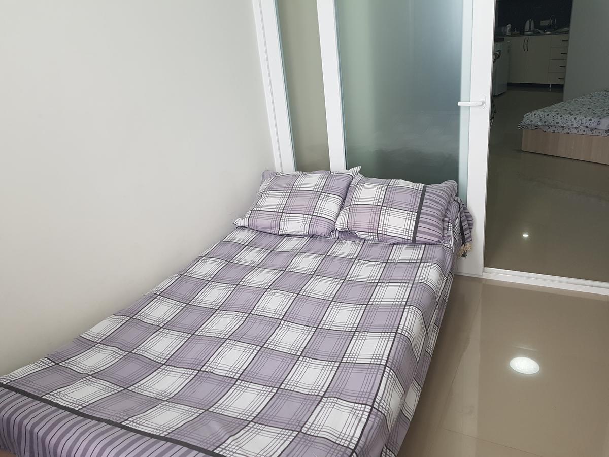 Apartment In Front Of Mcdonald'S บาทูมิ ภายนอก รูปภาพ
